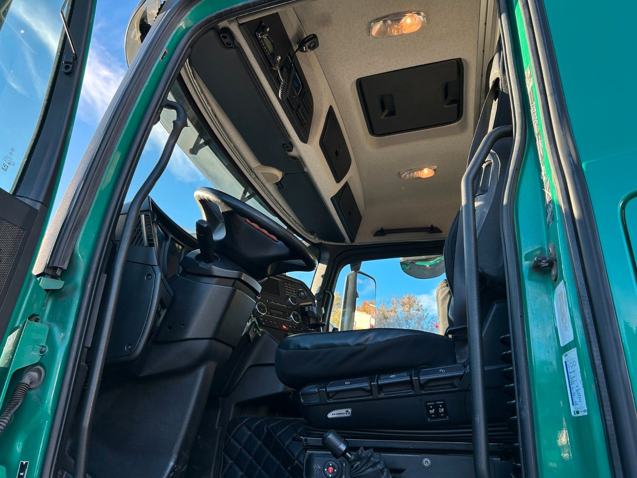 Cabeza tractora Mercedes-Benz 1845 Arocs SZM 4x4 HAD: foto 21 Cabeza tractora Mercedes-Benz 1845 Arocs SZM 4x4 HAD: foto 21