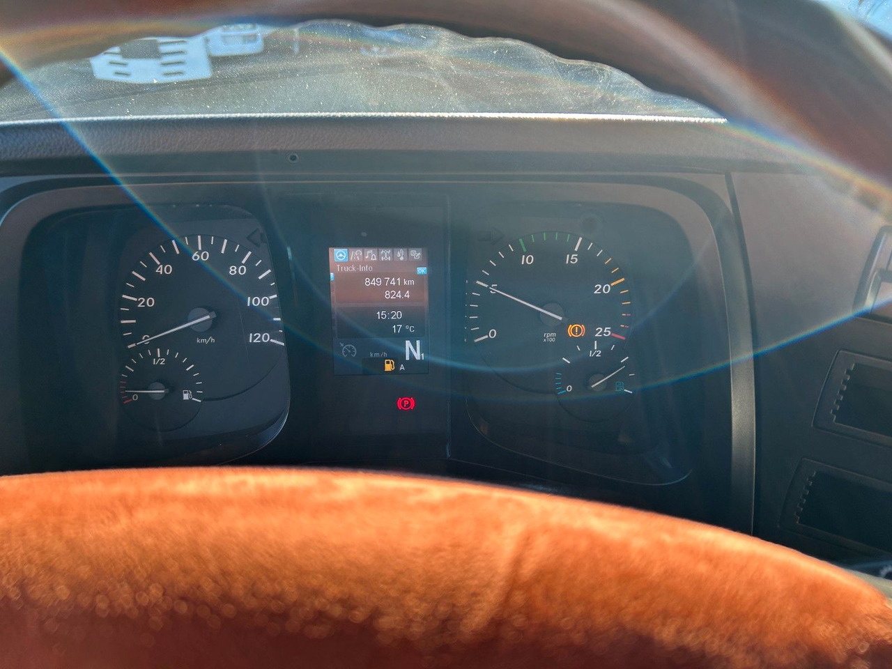 Cabeza tractora Mercedes-Benz 1845 Arocs SZM 4x4 HAD: foto 26 Cabeza tractora Mercedes-Benz 1845 Arocs SZM 4x4 HAD: foto 26