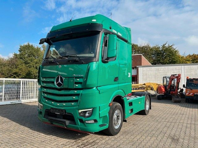 Mercedes-Benz 1851 Actros SZM mit Kipper-Pumpe 4x2 - Cabeza tractora: foto 1 Mercedes-Benz 1851 Actros SZM mit Kipper-Pumpe 4x2 - Cabeza tractora: foto 1