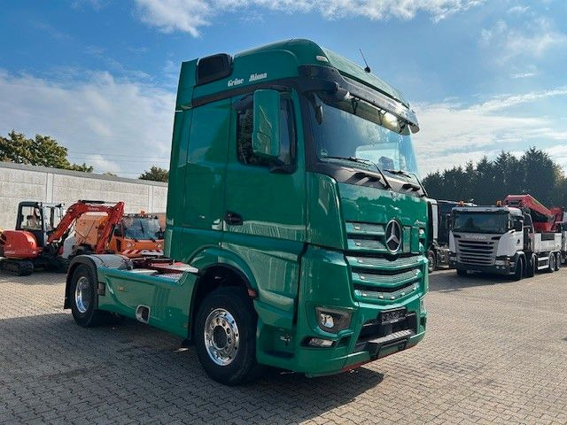 Cabeza tractora Mercedes-Benz 1851 Actros SZM mit Kipper-Pumpe 4x2: foto 9 Cabeza tractora Mercedes-Benz 1851 Actros SZM mit Kipper-Pumpe 4x2: foto 9
