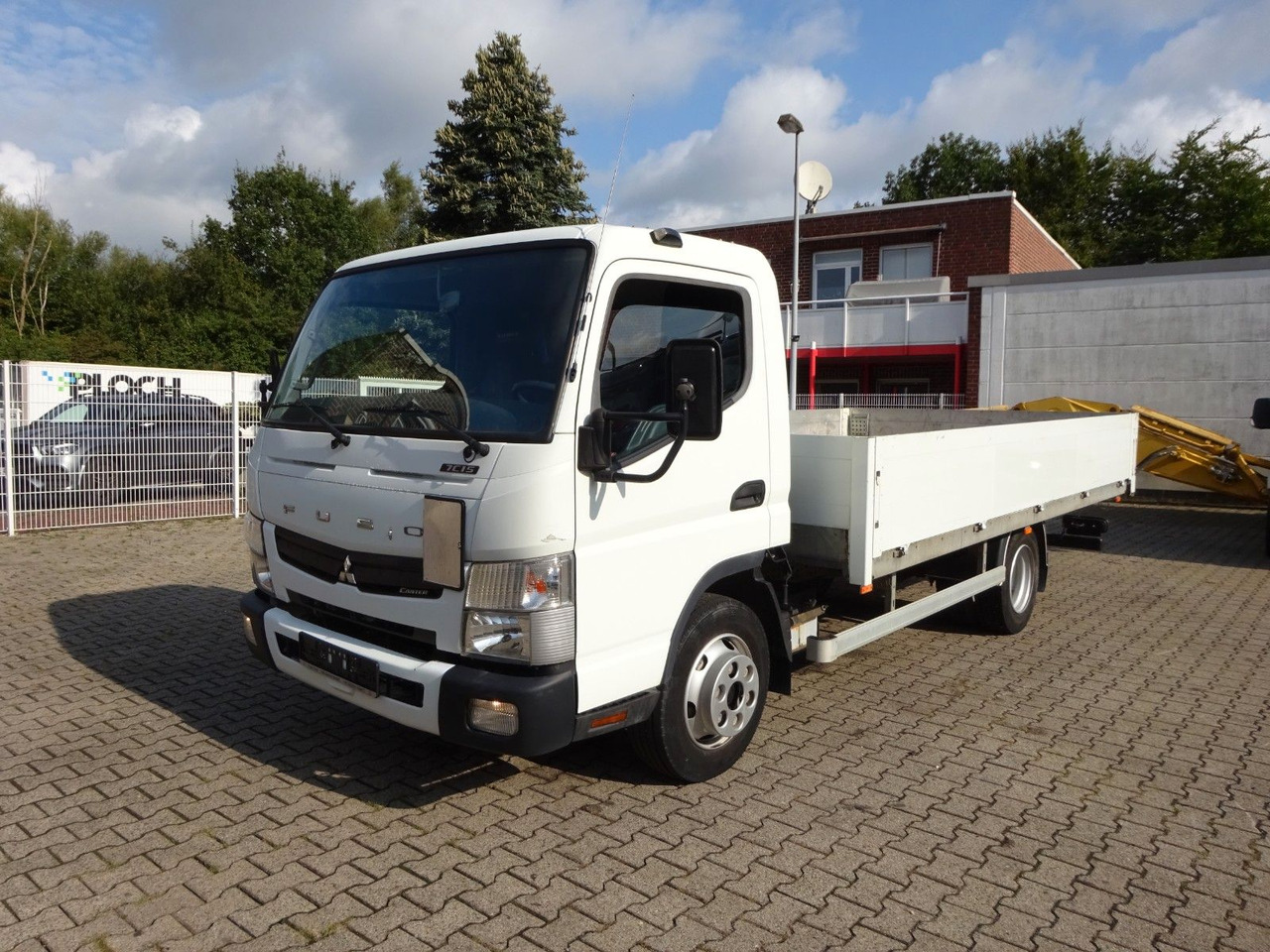 FUSO CANTER 7C15 Pritsche 4x2 - Caja abierta furgoneta: foto 1 FUSO CANTER 7C15 Pritsche 4x2 - Caja abierta furgoneta: foto 1