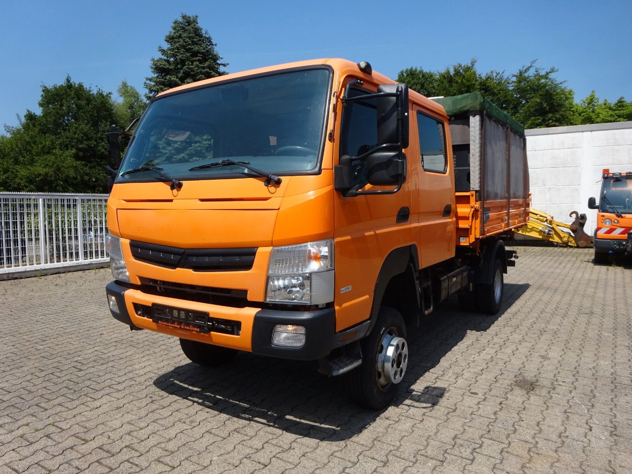 FUSO Canter Doppelkabine MEILLER 3Skipper 4x4 - Volquete furgoneta: foto 2 FUSO Canter Doppelkabine MEILLER 3Skipper 4x4 - Volquete furgoneta: foto 2