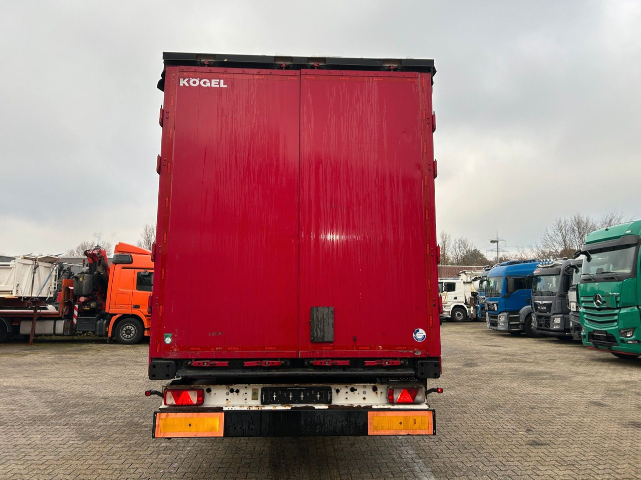 Kögel Auflieger Pritsche Plane - Semirremolque lona: foto 4 Kögel Auflieger Pritsche Plane - Semirremolque lona: foto 4