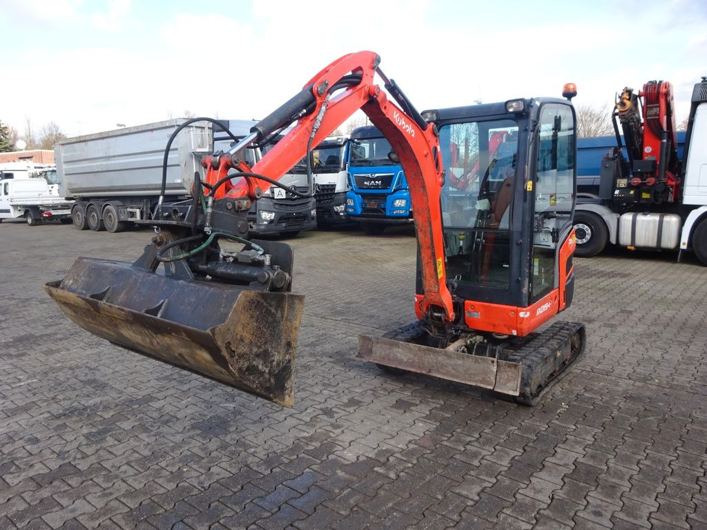 Kubota Minibagger KX019-4 - Miniexcavadora: foto 1 Kubota Minibagger KX019-4 - Miniexcavadora: foto 1
