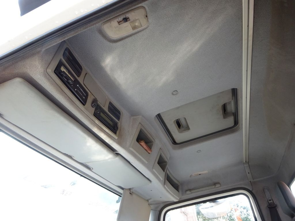 Volquete furgoneta Mercedes-Benz 818 Atego MEILLER 3Skipper + Terex 36.2 Kran 4x2 Mercedes-Benz 818 Atego MEILLER 3Skipper + Terex 36.2 Kran 4x2: foto 17