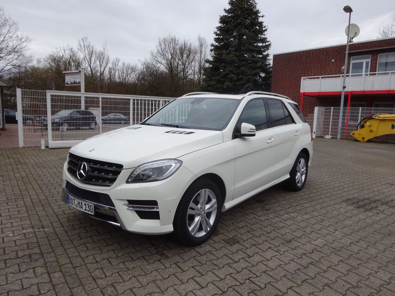 Mercedes-Benz ML 350 CDI BlueTec Mercedes-Benz ML 350 CDI BlueTec. AMG Paket - SUV/ Todoterreno: foto 2 Mercedes-Benz ML 350 CDI BlueTec Mercedes-Benz ML 350 CDI BlueTec. AMG Paket - SUV/ Todoterreno: foto 2