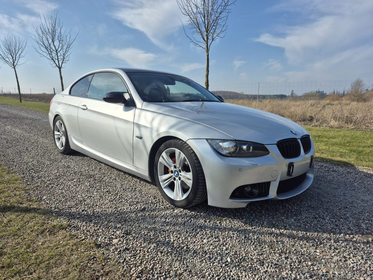 BMW 320 Baureihe 3 Coupe NEU motor 3.0 diesel *360KM - Coche: foto 1 BMW 320 Baureihe 3 Coupe NEU motor 3.0 diesel *360KM - Coche: foto 1