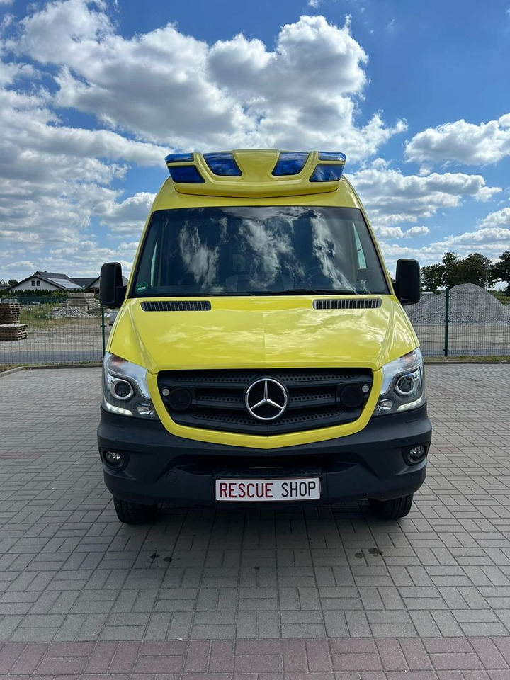 Mercedes-Benz Sprinter 519 CDI 4X4 **Ambulace** - Furgoneta de pasajeros: foto 5 Mercedes-Benz Sprinter 519 CDI 4X4 **Ambulace** - Furgoneta de pasajeros: foto 5