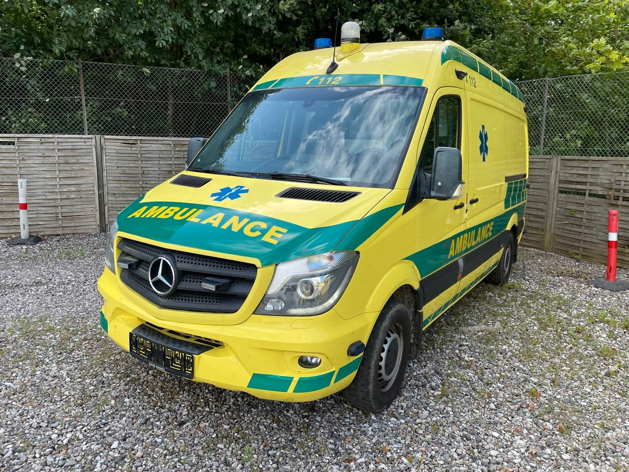 Mercedes-Benz Sprinter II Kasten 316 CDI Aut *Ambulance - Ambulancia: foto 1 Mercedes-Benz Sprinter II Kasten 316 CDI Aut *Ambulance - Ambulancia: foto 1