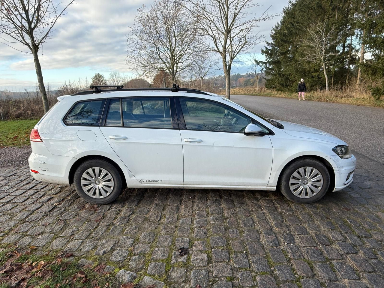Volkswagen Golf VII 1.6 TDI Comfortline *LKW zull. 2sitze - Coche familiar: foto 4 Volkswagen Golf VII 1.6 TDI Comfortline *LKW zull. 2sitze - Coche familiar: foto 4