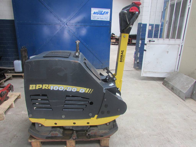 Bomag BPR 100/80 D 8.500 EUR Rüttelplatte - Plancha reversible: foto 1 Bomag BPR 100/80 D 8.500 EUR Rüttelplatte - Plancha reversible: foto 1