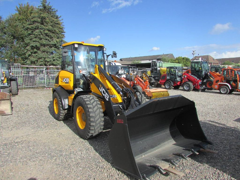 JCB 409 Radlader 46.500 EUR - Cargadora de ruedas: foto 4 JCB 409 Radlader 46.500 EUR - Cargadora de ruedas: foto 4
