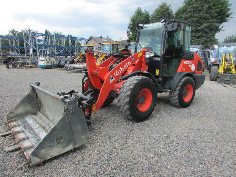 Kubota R 065 Radlader 32.500 EUR - Cargadora de ruedas: foto 2 Kubota R 065 Radlader 32.500 EUR - Cargadora de ruedas: foto 2