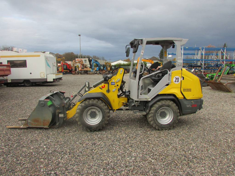 WACKER NEUSON WL 28 Radlader - Cargadora de ruedas: foto 1 WACKER NEUSON WL 28 Radlader - Cargadora de ruedas: foto 1
