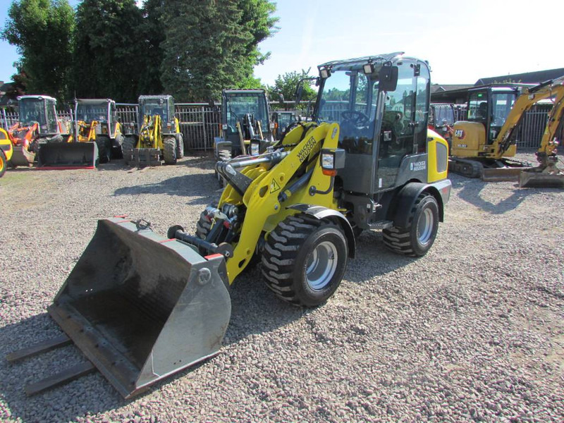 WACKER NEUSON WL 32 Radlader / 39.000 EUR - Cargadora de ruedas: foto 2 WACKER NEUSON WL 32 Radlader / 39.000 EUR - Cargadora de ruedas: foto 2