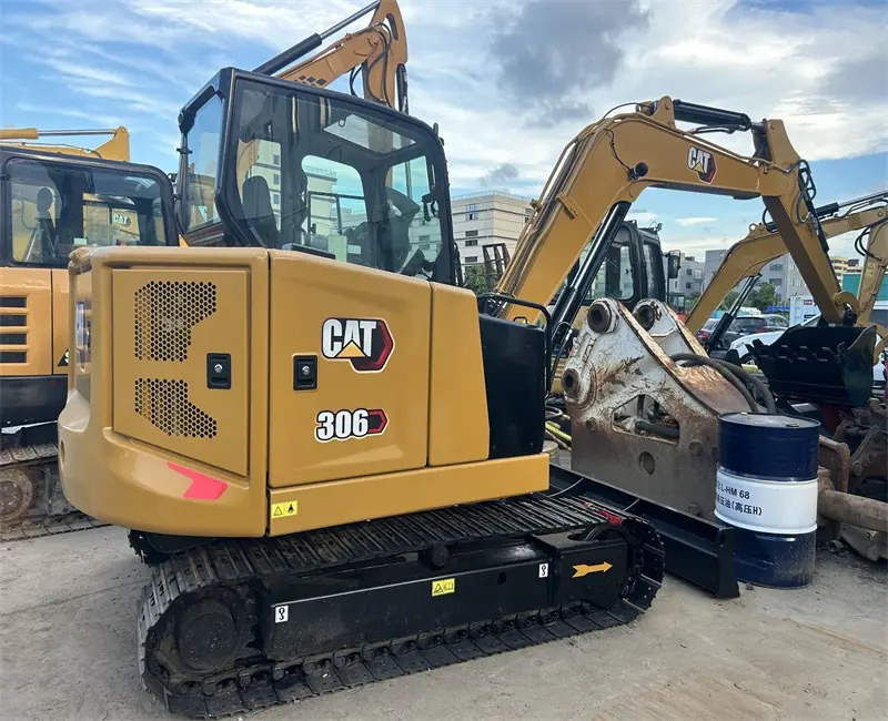 CATERPILLAR 306 - Excavadora de cadenas: foto 1 CATERPILLAR 306 - Excavadora de cadenas: foto 1