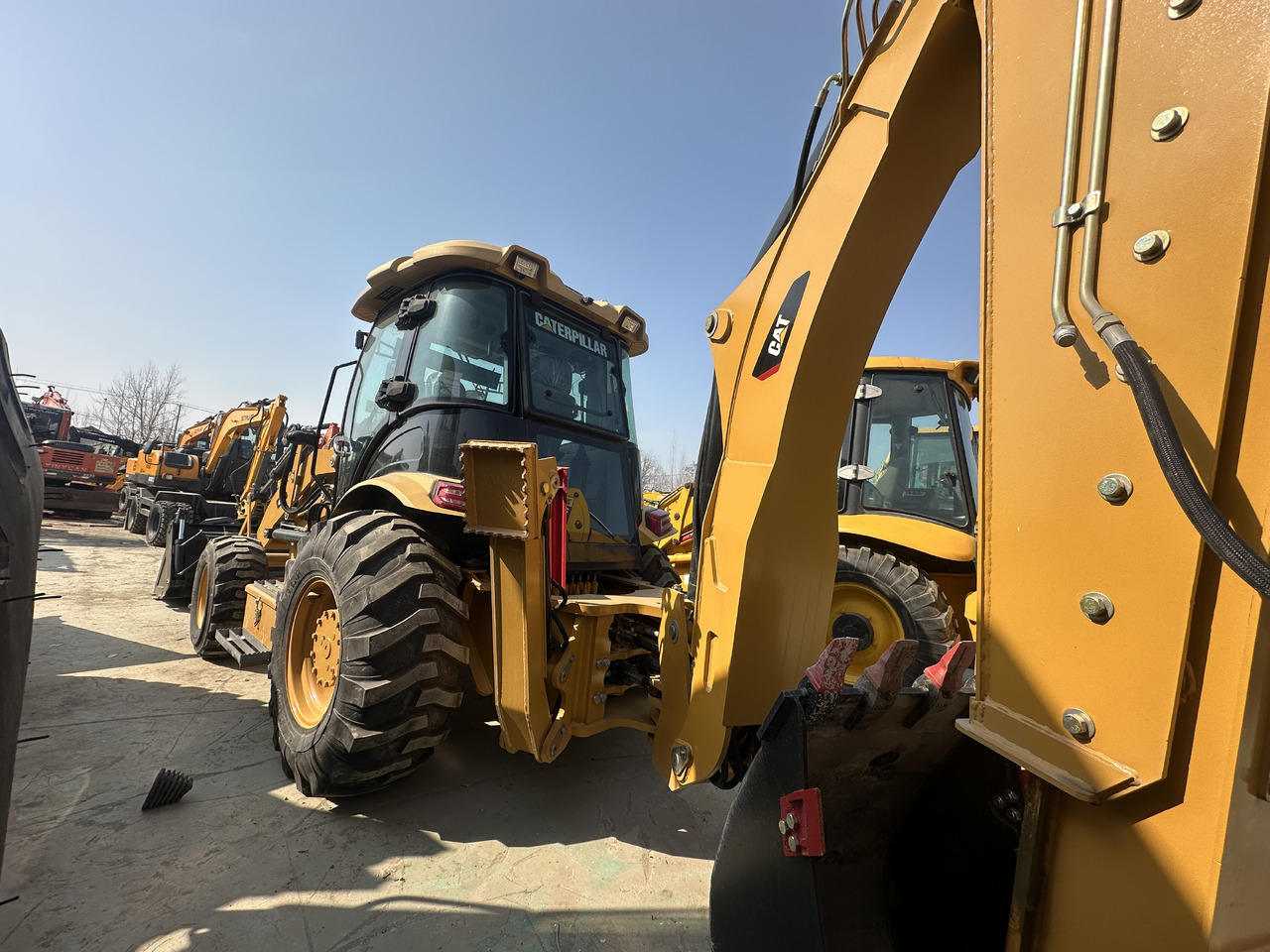 CATERPILLAR 420F - Retroexcavadora: foto 4 CATERPILLAR 420F - Retroexcavadora: foto 4