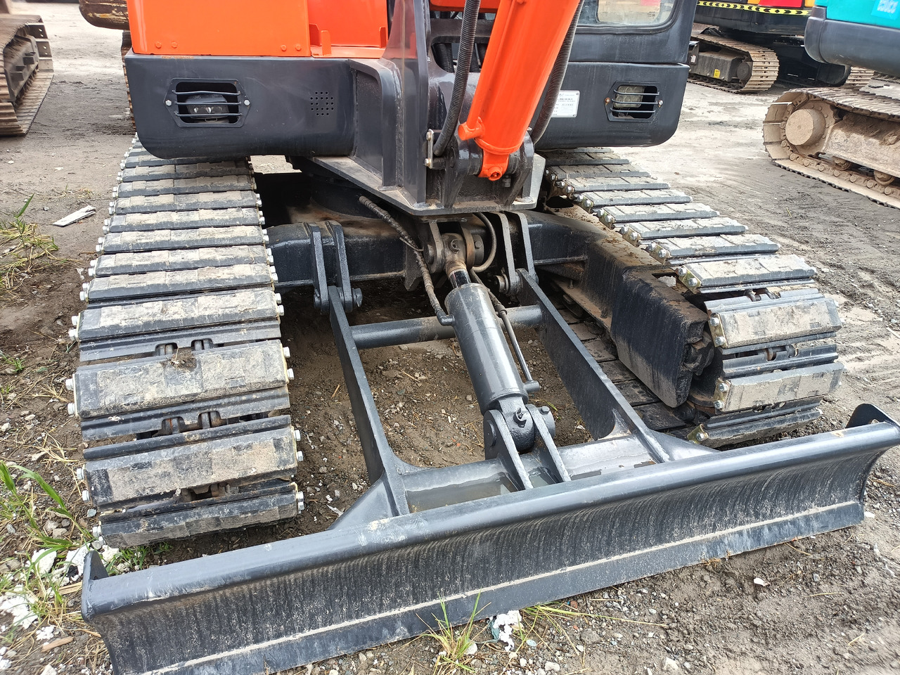 DOOSAN DH60-7 - Excavadora de cadenas: foto 2 DOOSAN DH60-7 - Excavadora de cadenas: foto 2