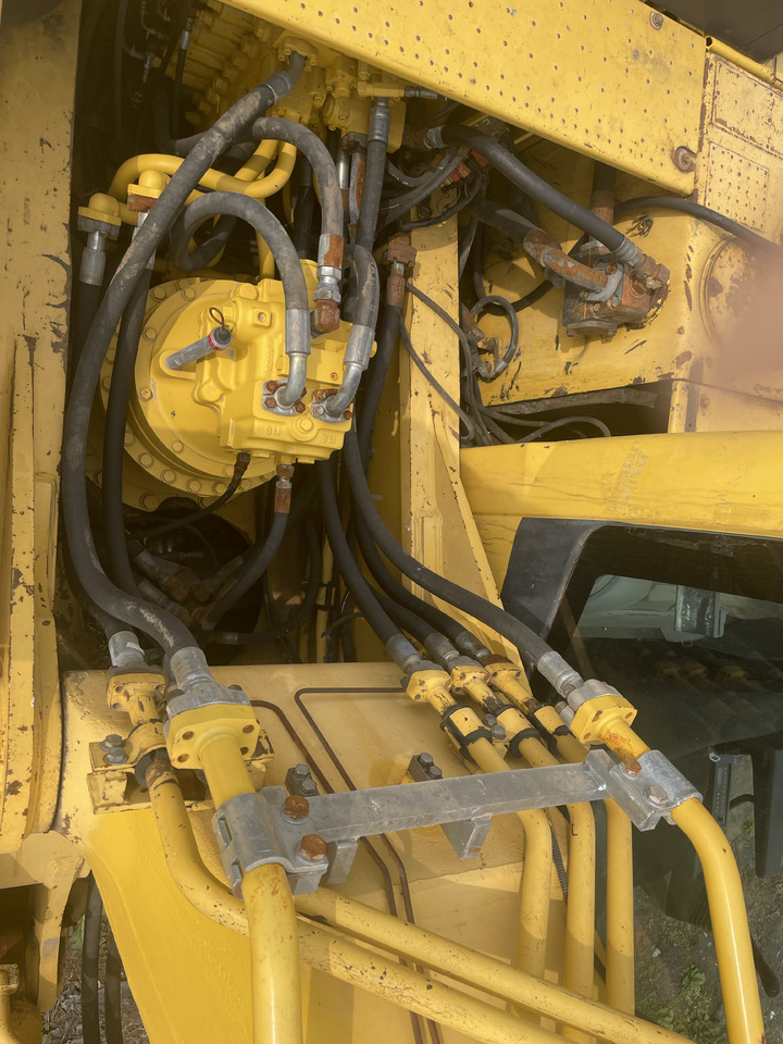 Excavadora de cadenas KOMATSU PC400-8R: foto 6