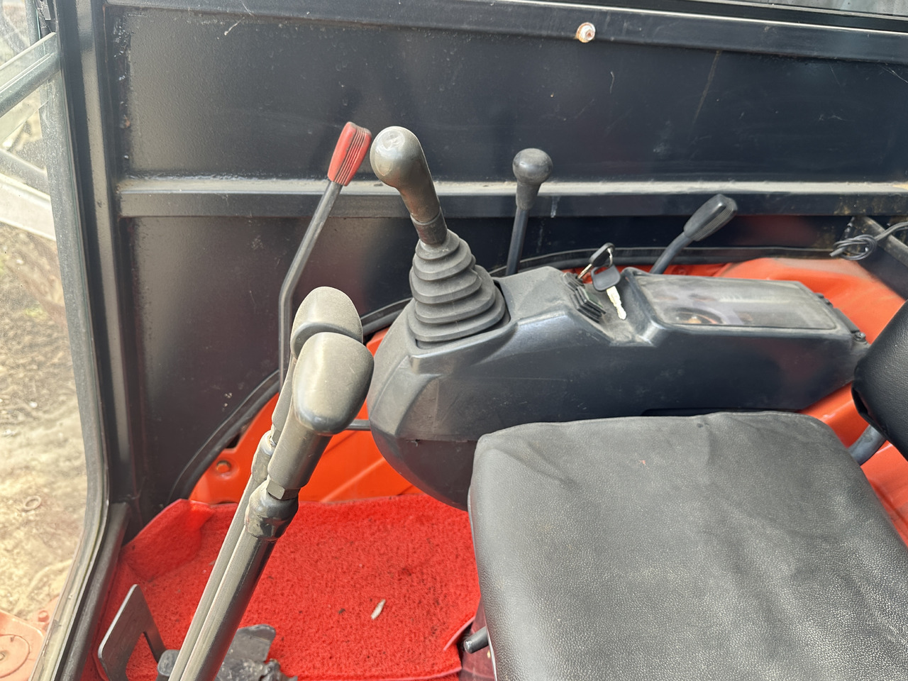 Miniexcavadora KUBOTA U-20: foto 6