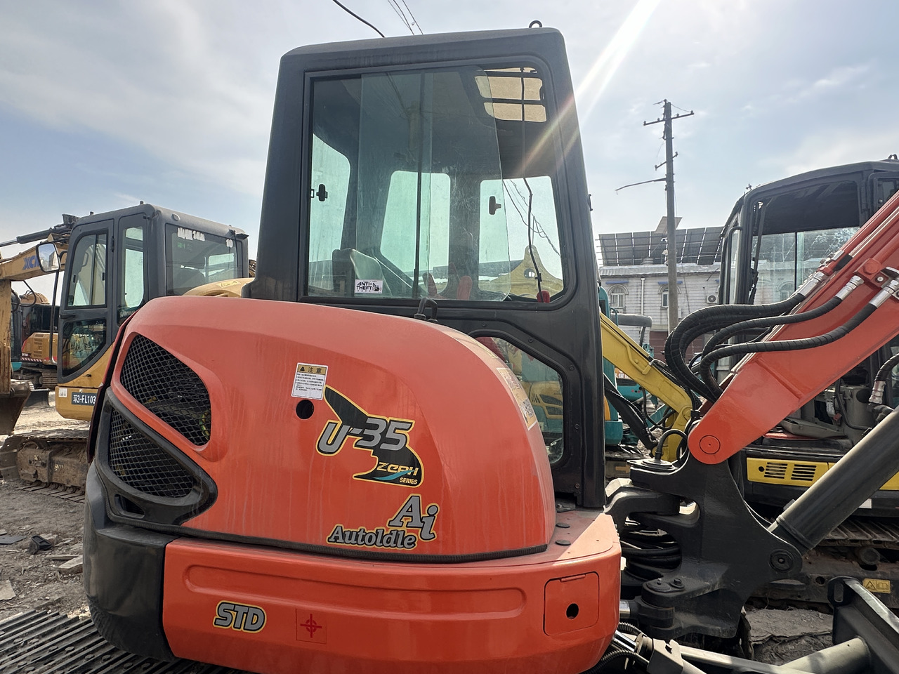 KUBOTA U35-5 - Miniexcavadora: foto 4 KUBOTA U35-5 - Miniexcavadora: foto 4