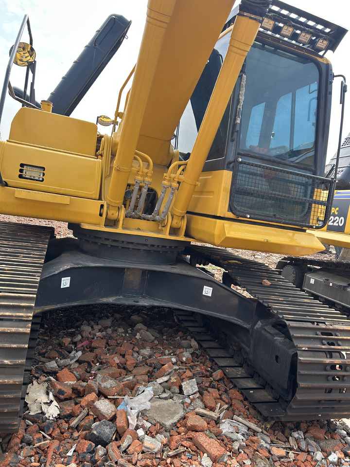 Komatsu PC 200-8 - Excavadora de cadenas: foto 3 Komatsu PC 200-8 - Excavadora de cadenas: foto 3