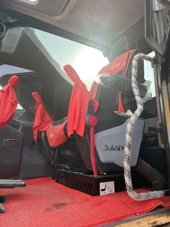 Excavadora de cadenas SANY SY235C: foto 7