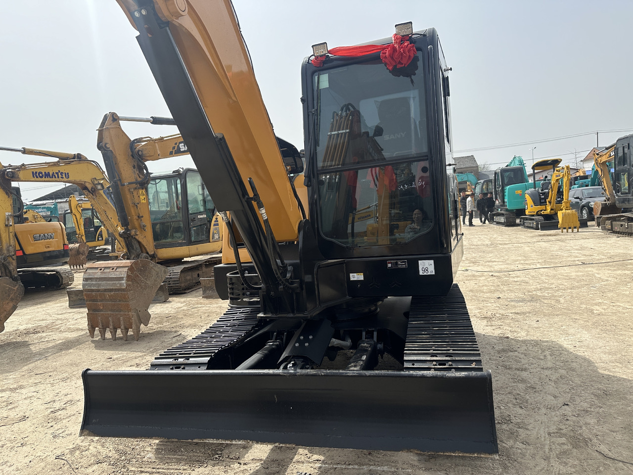 SANY SY60C-9 - Miniexcavadora: foto 3 SANY SY60C-9 - Miniexcavadora: foto 3