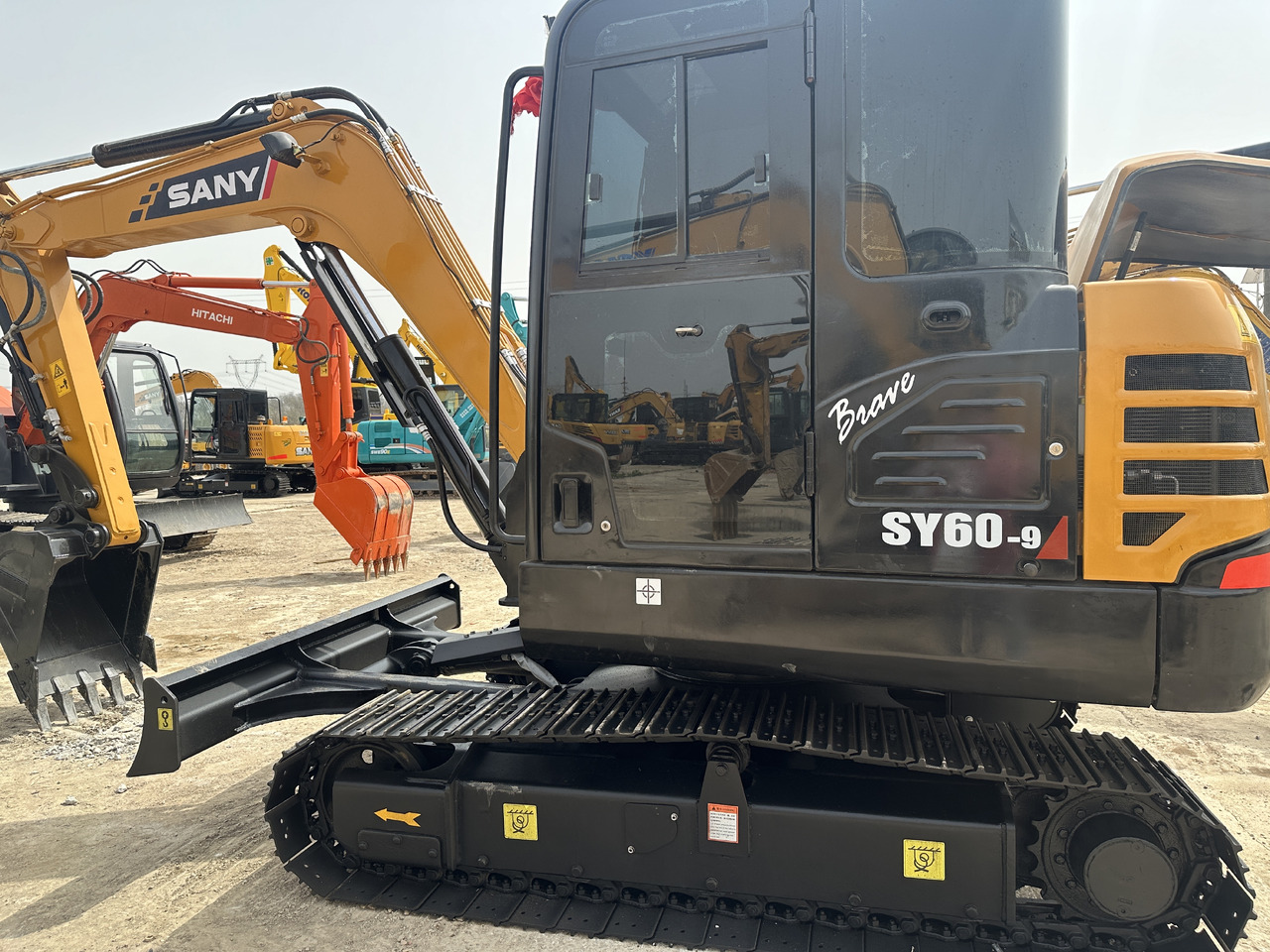 SANY SY60C-9 - Miniexcavadora: foto 2 SANY SY60C-9 - Miniexcavadora: foto 2