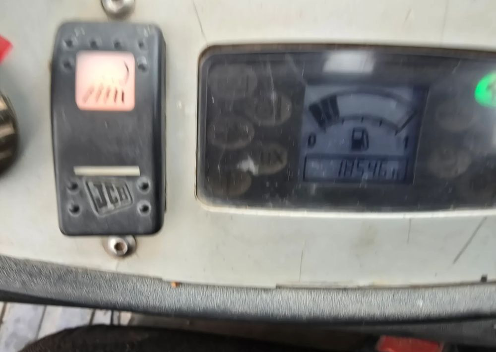 JCB - Miniexcavadora: foto 4 JCB - Miniexcavadora: foto 4