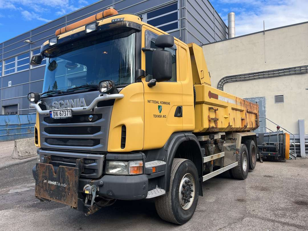 2011 Scania G400 Tippbil (selges på vegne av kommune) - Camión volquete: foto 1 2011 Scania G400 Tippbil (selges på vegne av kommune) - Camión volquete: foto 1
