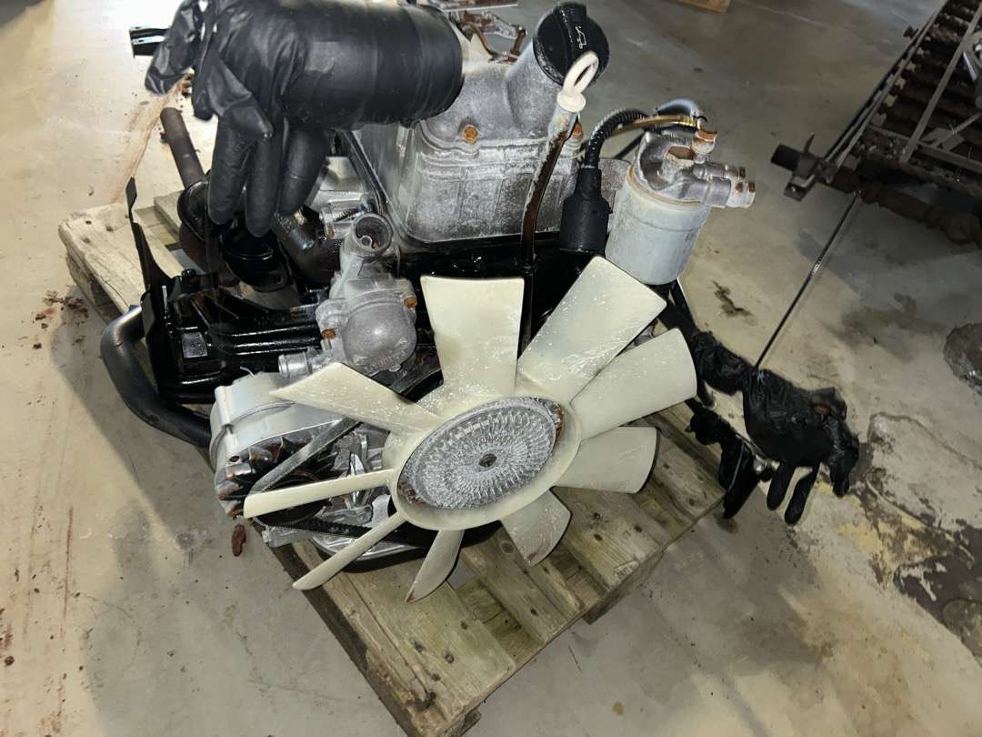 Mercedes motor 5 sylinder med girkasse med kraft utak - Herramienta/ Equipo: foto 5 Mercedes motor 5 sylinder med girkasse med kraft utak - Herramienta/ Equipo: foto 5