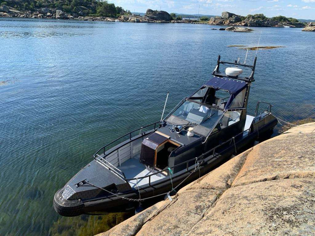 1997 Hurtiggående patruljebåt / 30 Fot / 870 HK - Otros maquinaria: foto 2 1997 Hurtiggående patruljebåt / 30 Fot / 870 HK - Otros maquinaria: foto 2