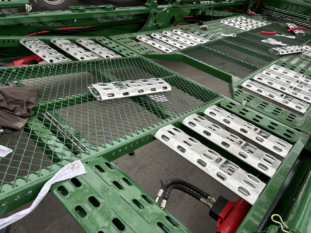 - Semirremolque portavehículos: foto 4 - Semirremolque portavehículos: foto 4