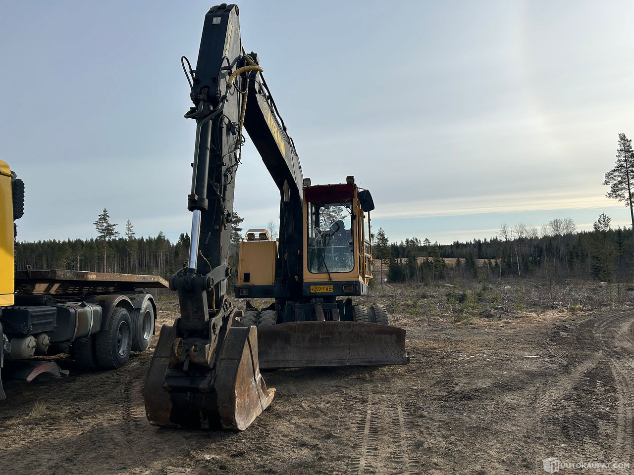 Åkerman H7 MC Pyörällustainen kaivinkone etupuskulevyllä, 1991, Kruunupyy - Excavadora de ruedas: foto 4 Åkerman H7 MC Pyörällustainen kaivinkone etupuskulevyllä, 1991, Kruunupyy - Excavadora de ruedas: foto 4