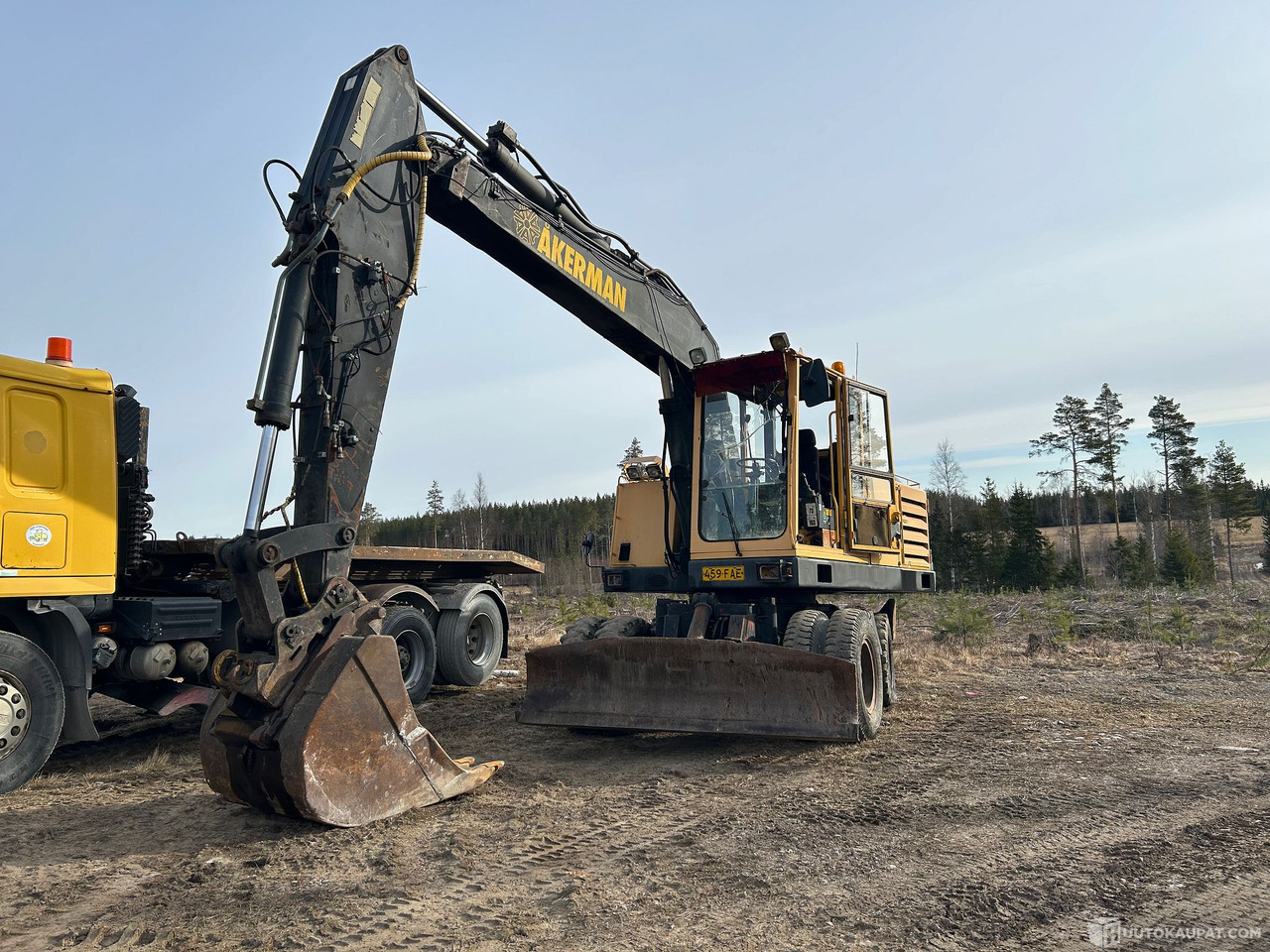 Åkerman H7 MC Pyörällustainen kaivinkone etupuskulevyllä, 1991, Kruunupyy - Excavadora de ruedas: foto 3 Åkerman H7 MC Pyörällustainen kaivinkone etupuskulevyllä, 1991, Kruunupyy - Excavadora de ruedas: foto 3
