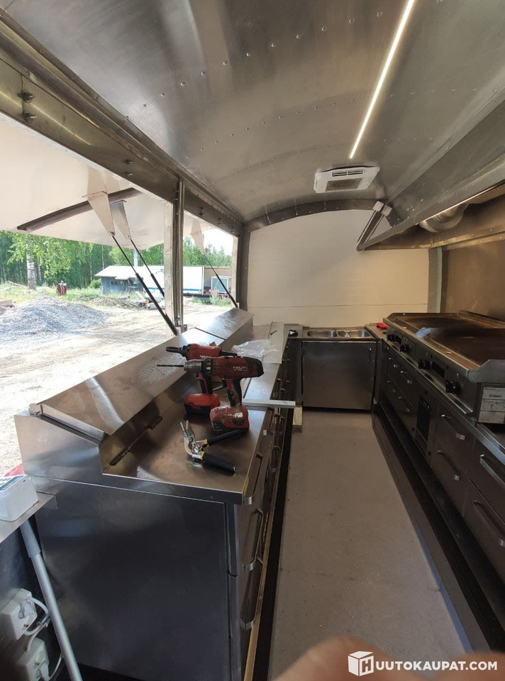 Autobús, Camión tienda Scania Scala FOODTRUCK, built 2002, Ilomantsi: foto 11 Autobús, Camión tienda Scania Scala FOODTRUCK, built 2002, Ilomantsi: foto 11