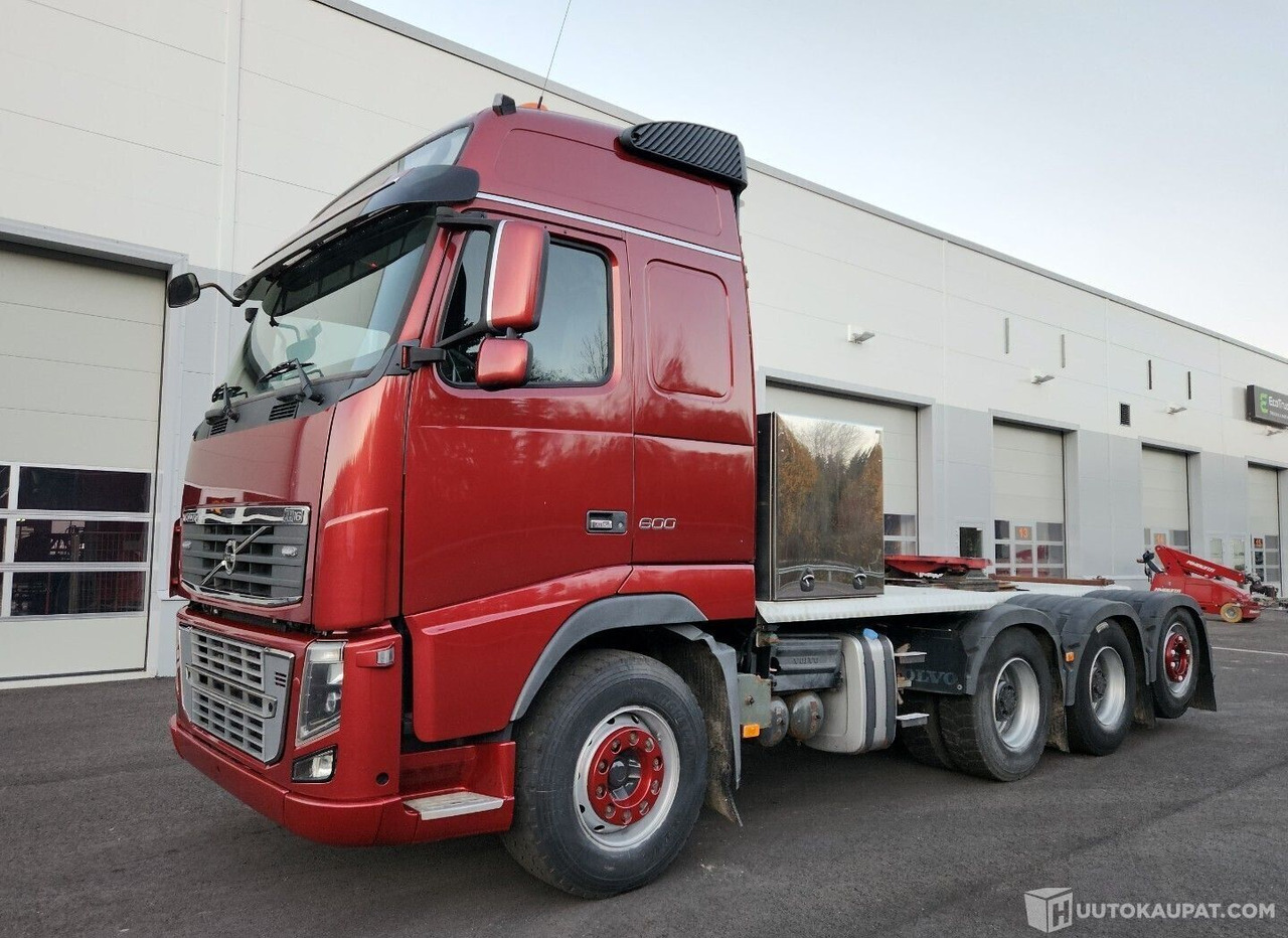 Volvo FH16 600 8x4, 2009, 16.0 l, Diesel, 888 123 km, Vantaa - Cabeza tractora: foto 1 Volvo FH16 600 8x4, 2009, 16.0 l, Diesel, 888 123 km, Vantaa - Cabeza tractora: foto 1