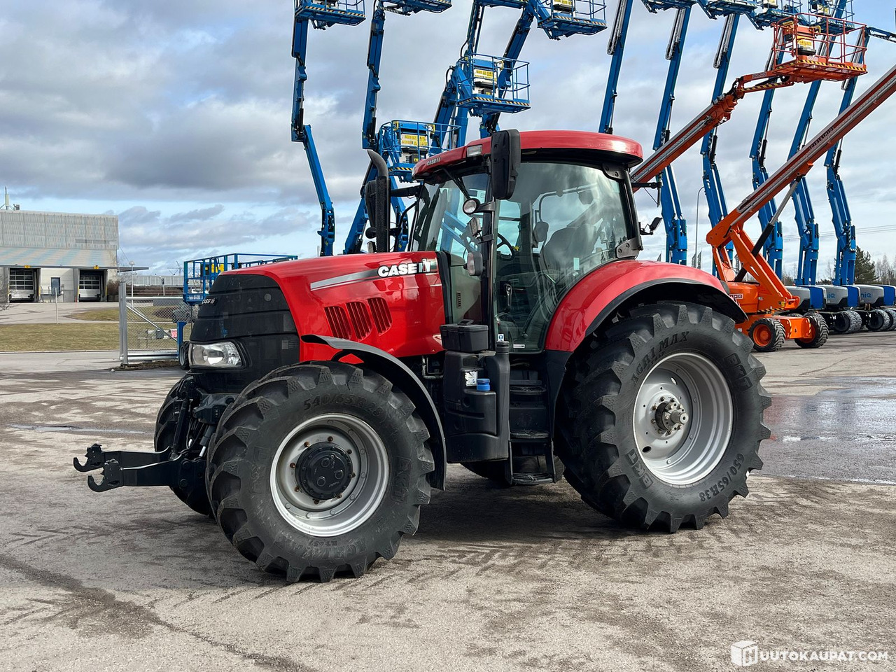 Case IH Puma 160, tractor with front linkage, 6,581 h, 2014, Espoo - Tractor: foto 1 Case IH Puma 160, tractor with front linkage, 6,581 h, 2014, Espoo - Tractor: foto 1