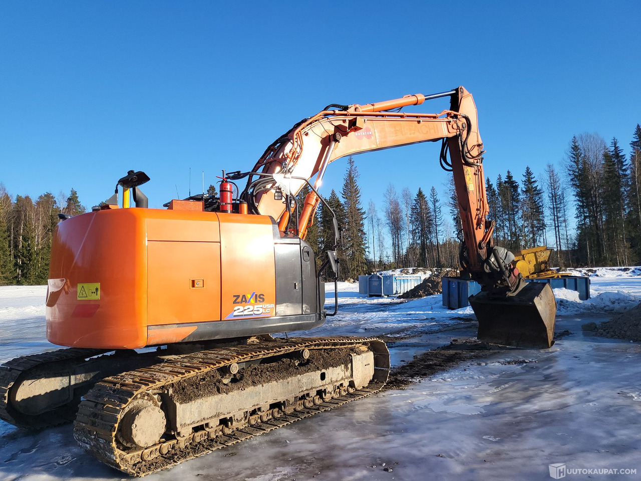 Hitachi ZX225USRLC- 6, 2017, Mäntsälä - Excavadora de cadenas: foto 3 Hitachi ZX225USRLC- 6, 2017, Mäntsälä - Excavadora de cadenas: foto 3