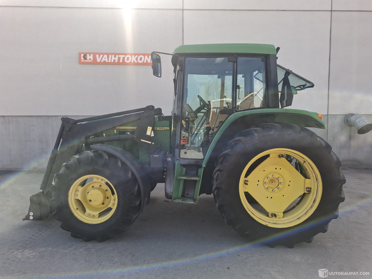 John Deere 6400, 1997 Traktori, Sis alv 25,5%, Nurmijärvi - Tractor: foto 1 John Deere 6400, 1997 Traktori, Sis alv 25,5%, Nurmijärvi - Tractor: foto 1