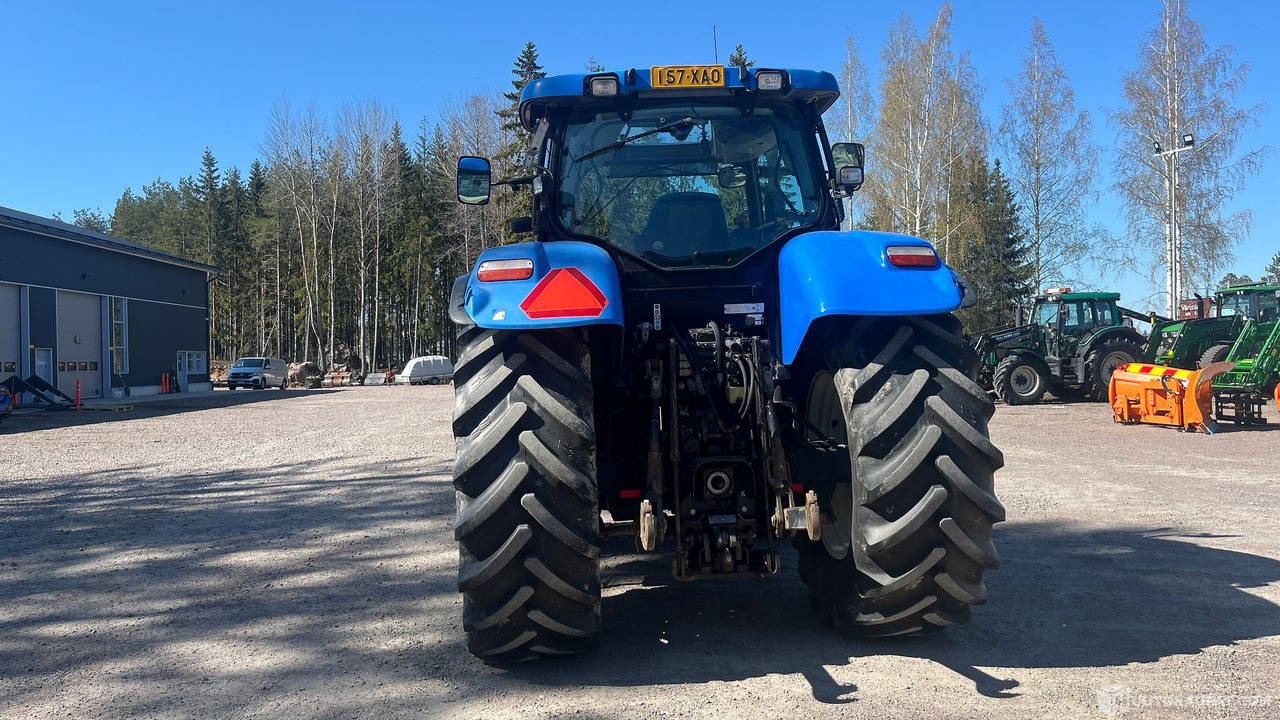 New Holland T6070, 2009, Loviisa - Maquinaria agrícola: foto 5 New Holland T6070, 2009, Loviisa - Maquinaria agrícola: foto 5