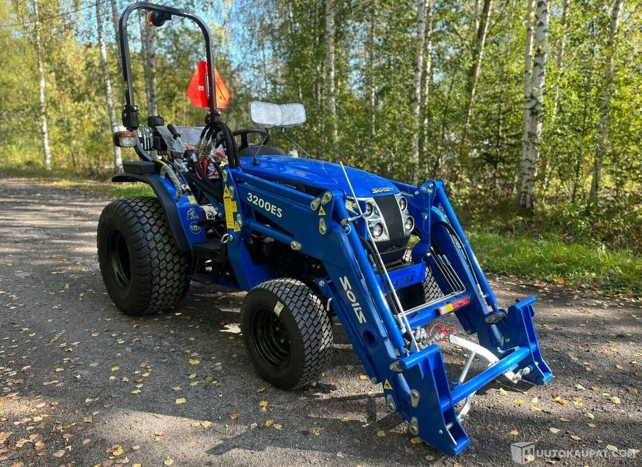 Solis 26 6+2 4WD, 2024, 1.3 l, Diesel, Jyväskylä - Maquinaria agrícola: foto 1 Solis 26 6+2 4WD, 2024, 1.3 l, Diesel, Jyväskylä - Maquinaria agrícola: foto 1