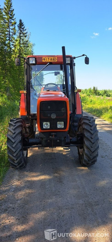 Zetor 9540 Turbo, 1996, 4.2 l, Diesel, 3 542 h Traktori, Kruunupyy - Maquinaria agrícola: foto 3 Zetor 9540 Turbo, 1996, 4.2 l, Diesel, 3 542 h Traktori, Kruunupyy - Maquinaria agrícola: foto 3