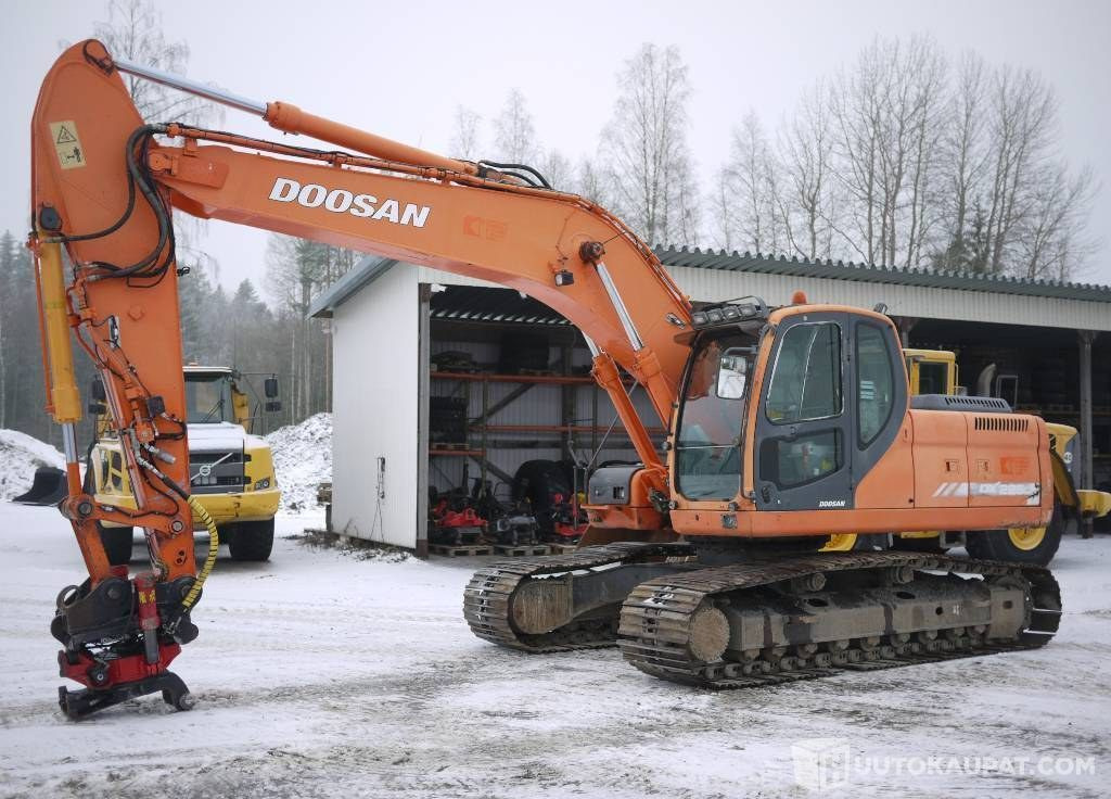 Doosan DX 225 LC, 2008, 16 115 h Kaivinkone, Humppila - Maquinaria de construcción: foto 2 Doosan DX 225 LC, 2008, 16 115 h Kaivinkone, Humppila - Maquinaria de construcción: foto 2