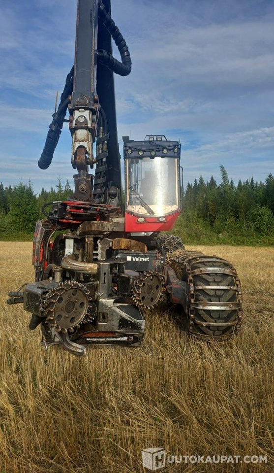 Valmet 911.3, 2004, Diesel, 32 600 h Harvesteri, Leppävirta - Maquinaria forestal: foto 4 Valmet 911.3, 2004, Diesel, 32 600 h Harvesteri, Leppävirta - Maquinaria forestal: foto 4