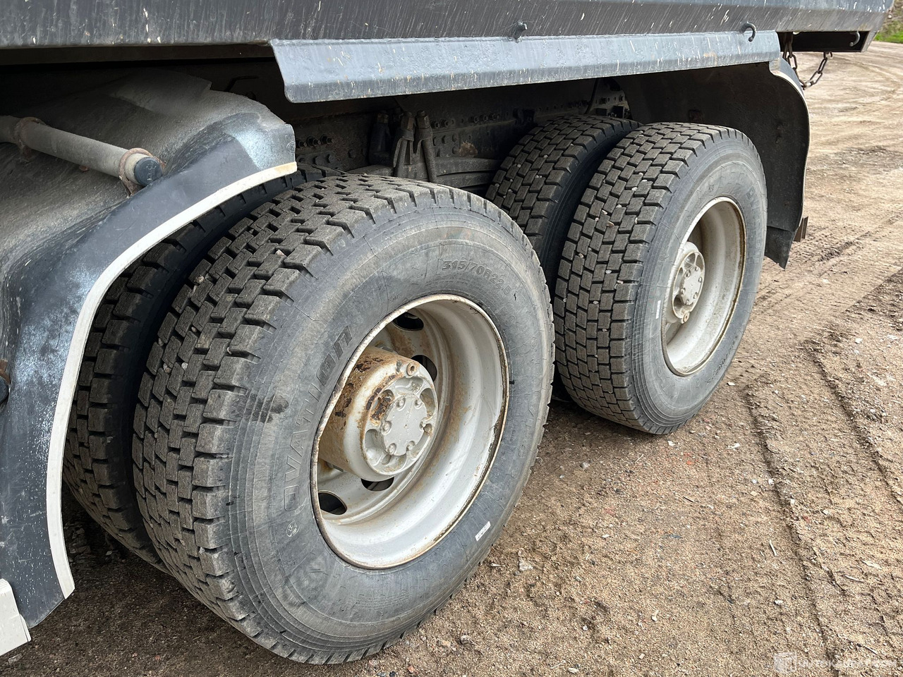 Camión volquete Volvo FM12, maansiirtokuorma-auto kipillä, 8X4, 2005, Vihti: foto 49