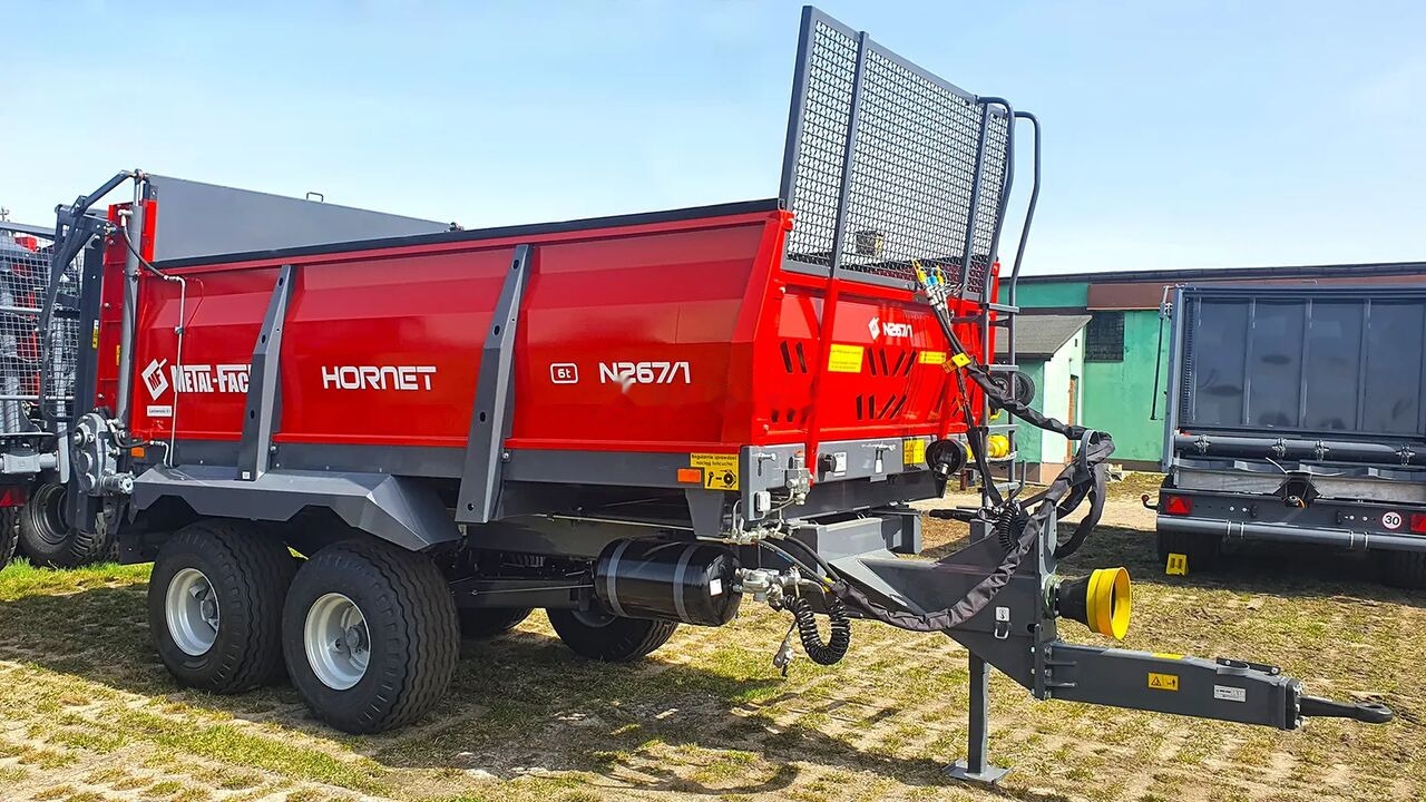 Metal-Fach N267/3 12t Hornet Verti 4x 2x - Esparcidor de estiércol: foto 2 Metal-Fach N267/3 12t Hornet Verti 4x 2x - Esparcidor de estiércol: foto 2