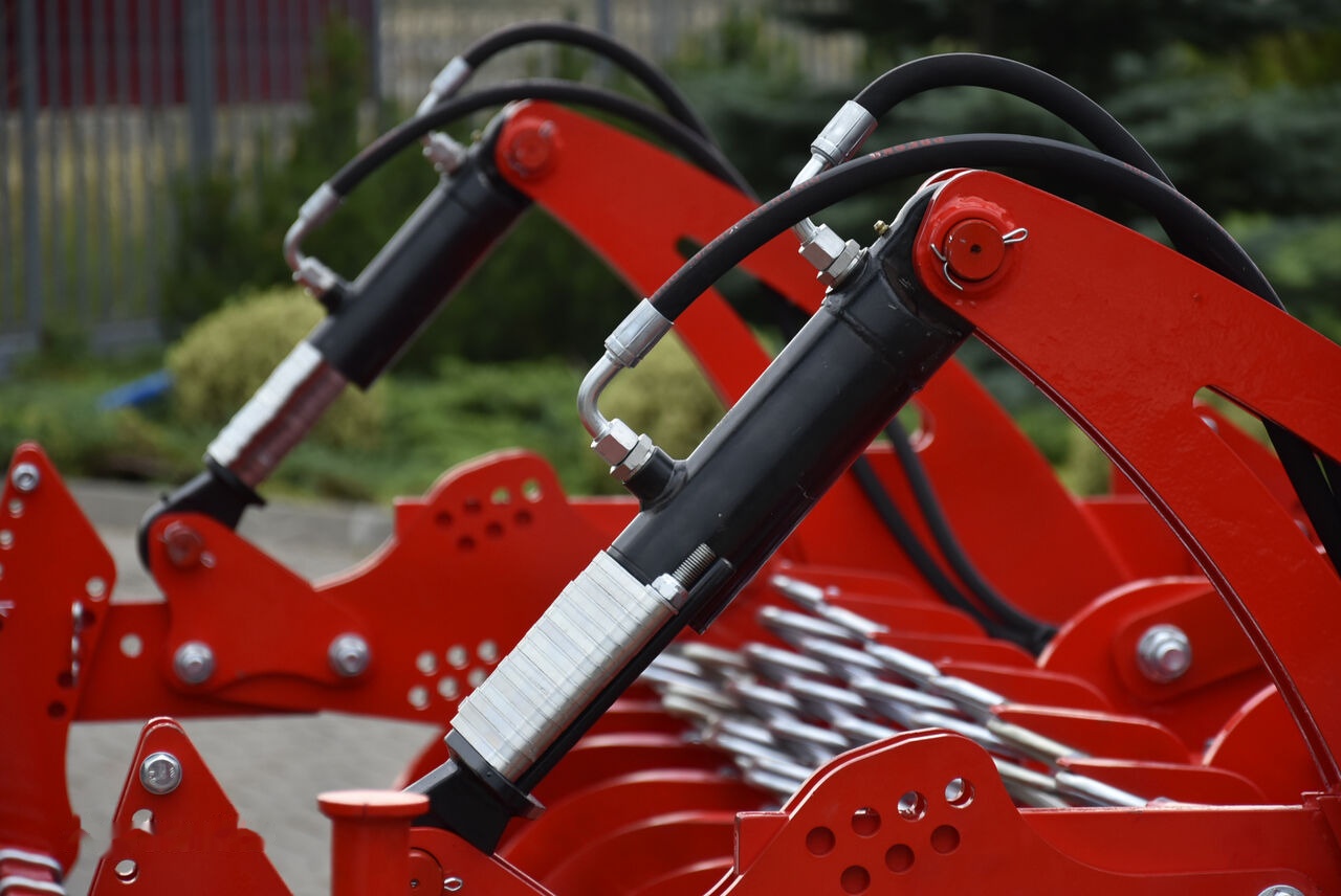 Rastras nuevo New Batyra TopDisc ciężka 5,0m składana hydraulicznie: foto 6 Rastras nuevo New Batyra TopDisc ciężka 5,0m składana hydraulicznie: foto 6