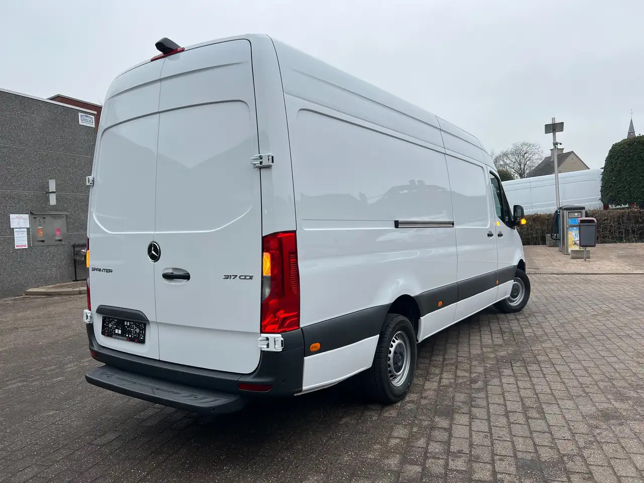 Mercedes-Benz Sprinter 317 L3H2 (37.250ex) 9G-TRONIC CAMERA PTS MBUX - Furgón: foto 4 Mercedes-Benz Sprinter 317 L3H2 (37.250ex) 9G-TRONIC CAMERA PTS MBUX - Furgón: foto 4
